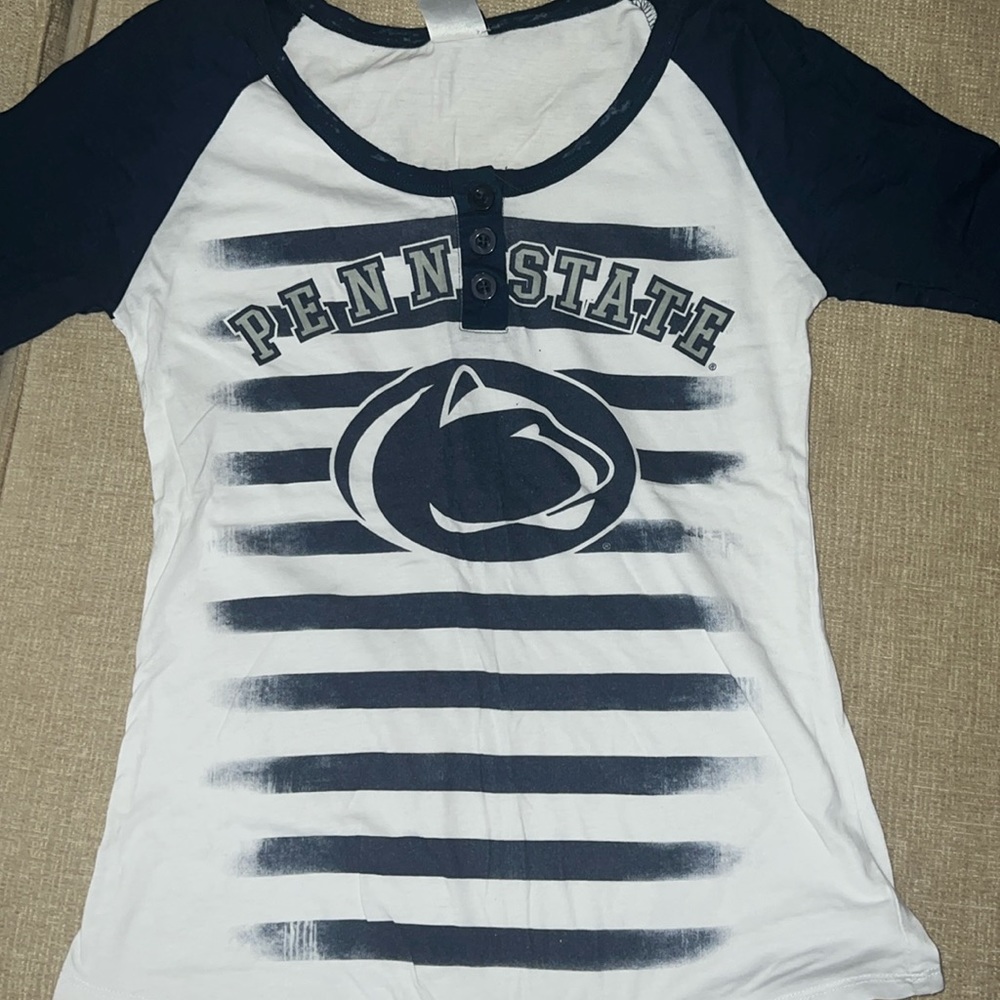 Women’s lightweight Penn State tee